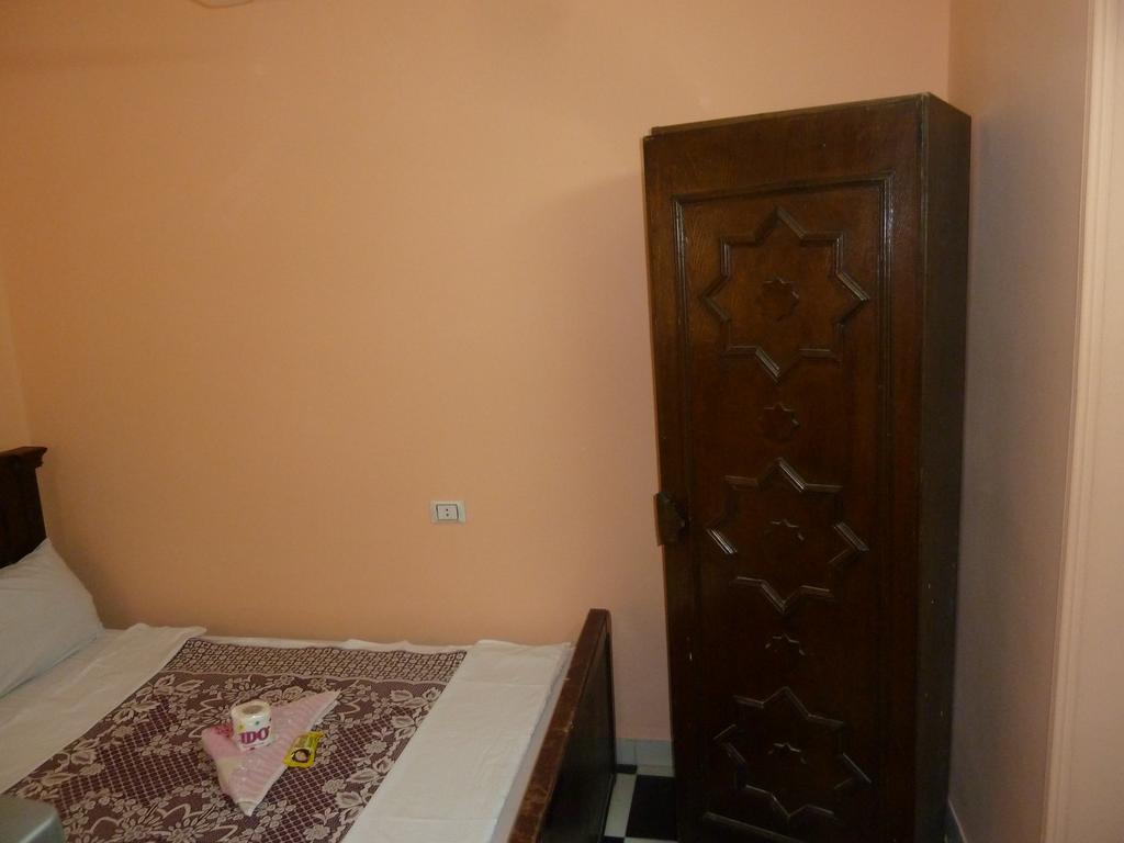 Venus Hostel Kairo Bagian luar foto