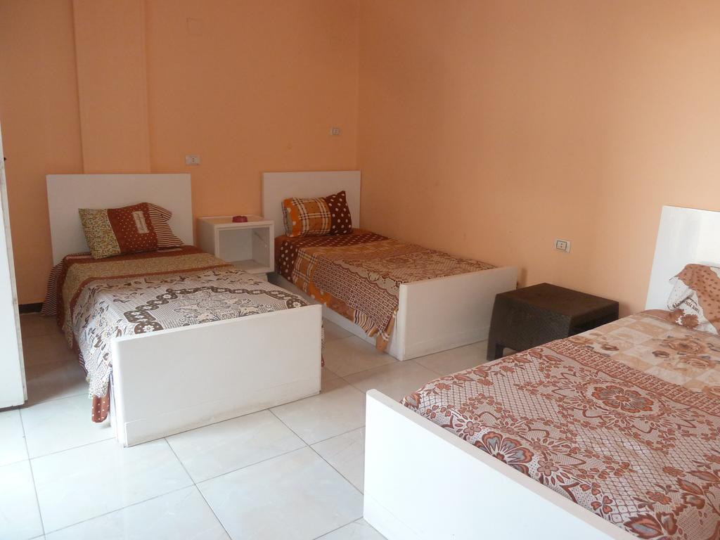 Venus Hostel Kairo Bagian luar foto